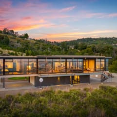 Dream House Hideaway and Hot Tub with Amazing View