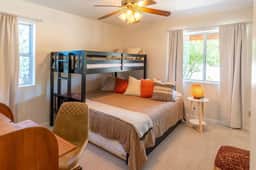 Country Cowboy Hot Tub Hideaway on 20 Acres Pet Friendly near PCT Anza and Julian - Image 4